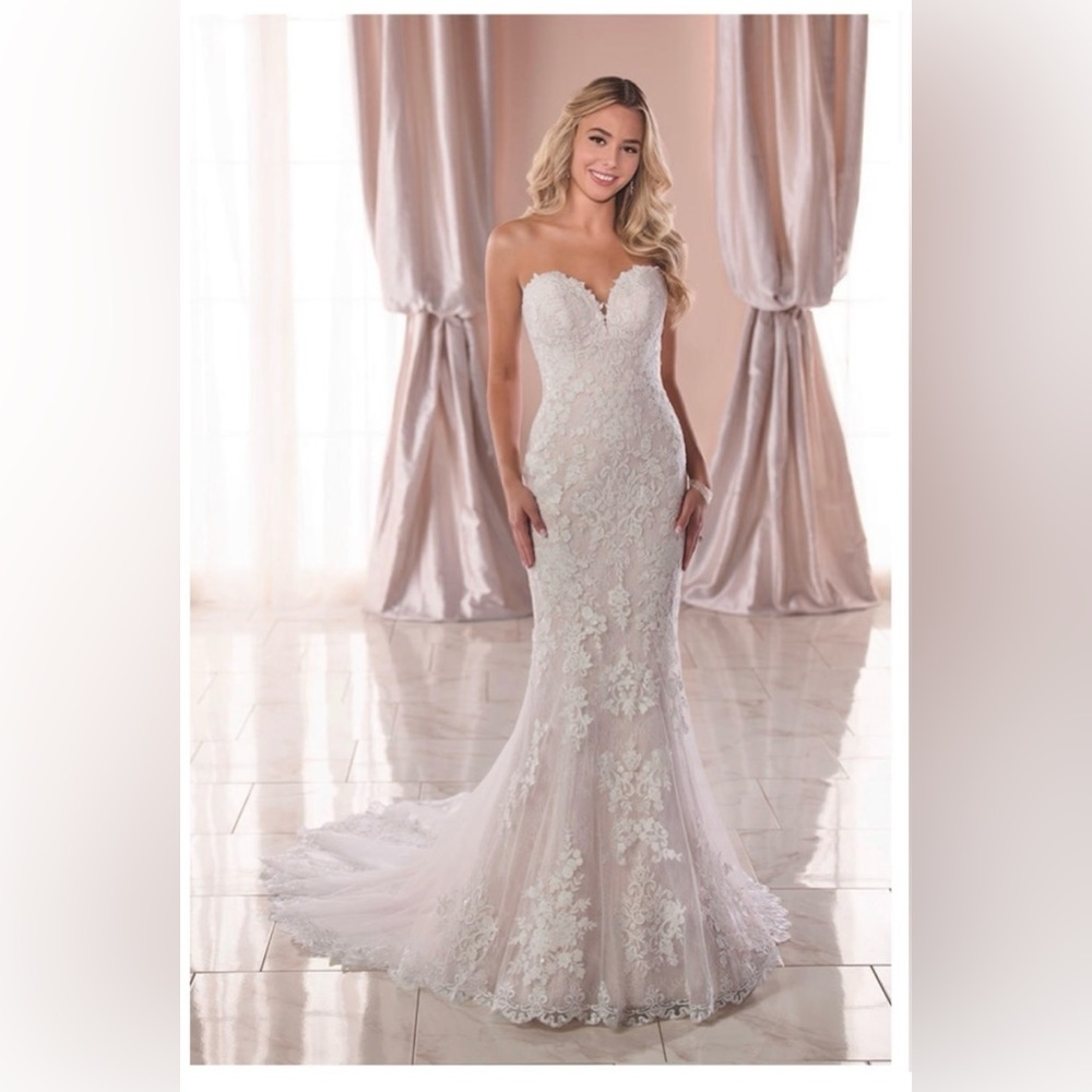 Essense of Australia Stella York #6814